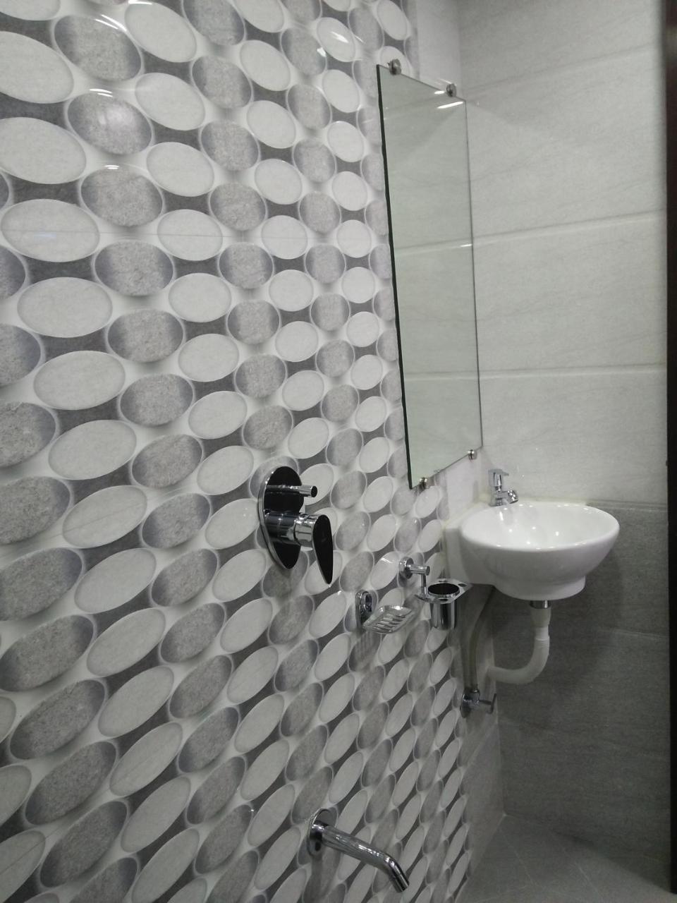 Ocean Dormitory Mumbai Bagian luar foto