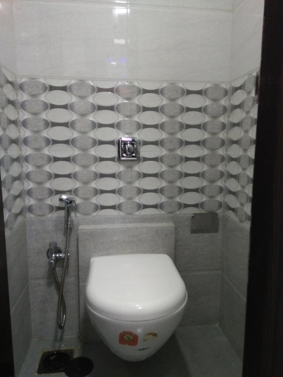 Ocean Dormitory Mumbai Bagian luar foto