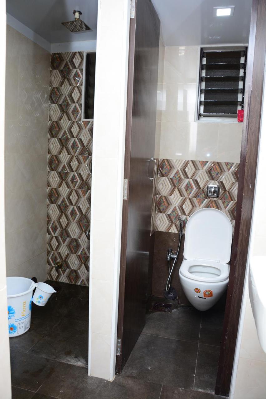 Ocean Dormitory Mumbai Bagian luar foto