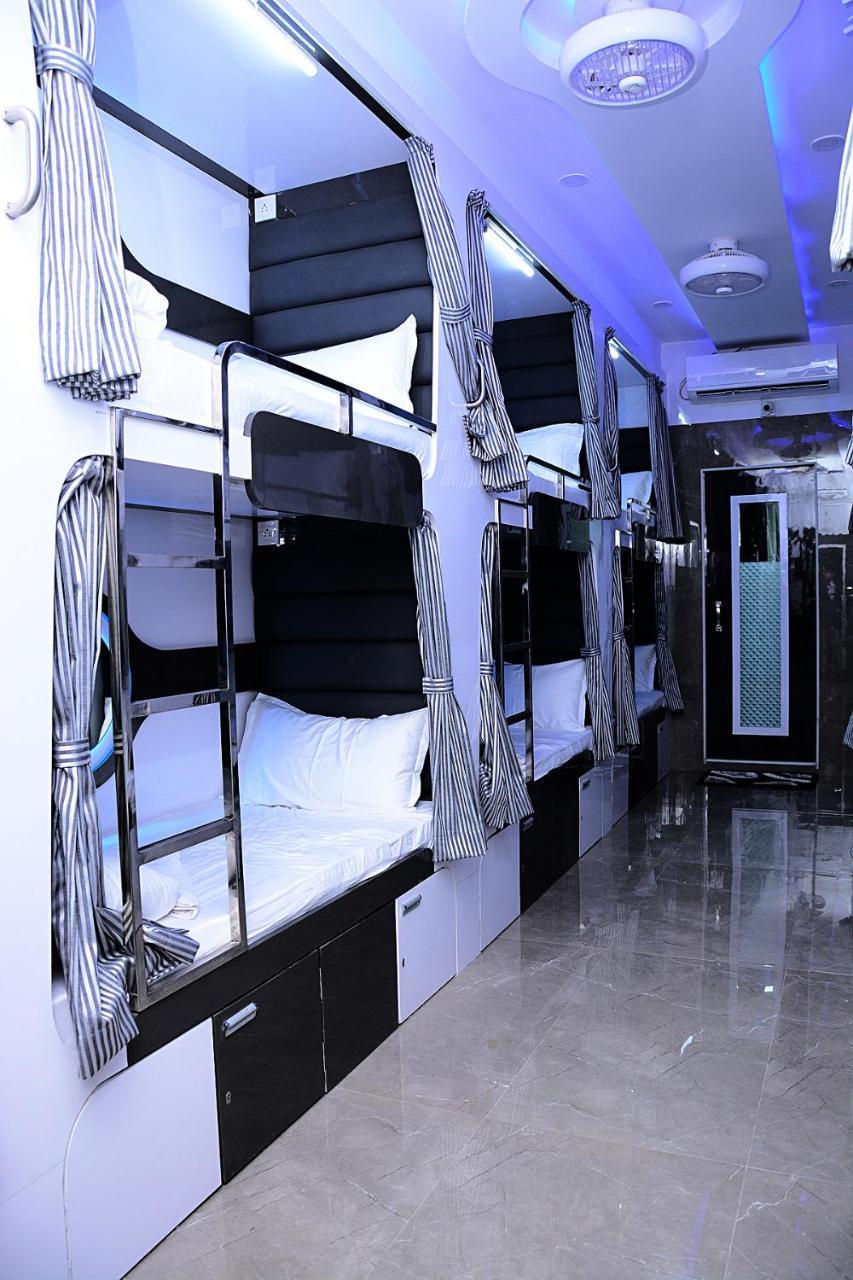 Ocean Dormitory Mumbai Bagian luar foto